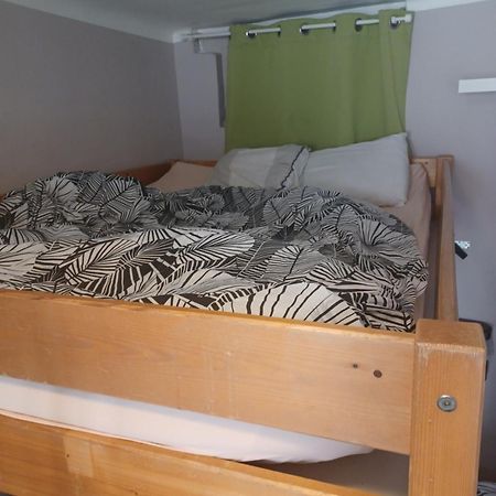 Logement Chambre Seul En Supplement Ou Dortoir Mixte Roquemaure  Værelse billede