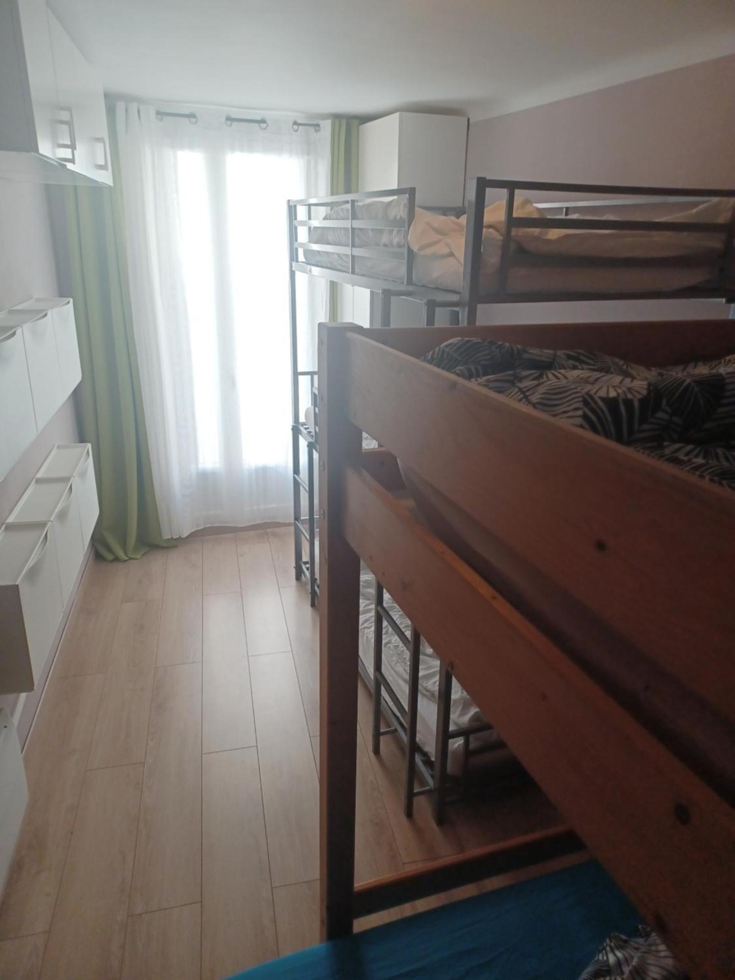 Logement Chambre Seul En Supplement Ou Dortoir Mixte Roquemaure  Værelse billede