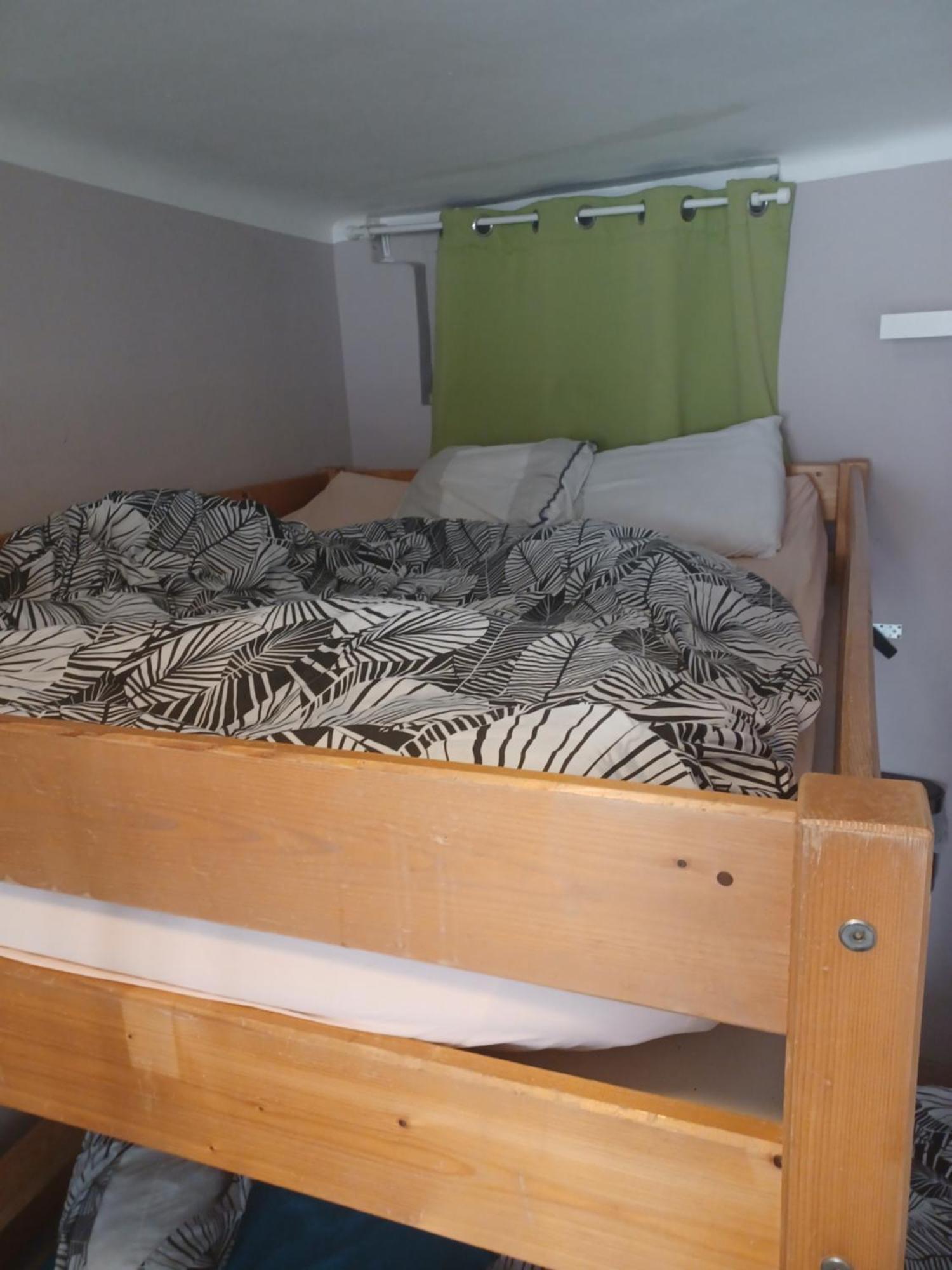 Logement Chambre Seul En Supplement Ou Dortoir Mixte Roquemaure  Værelse billede